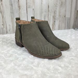 Time and Tru Olive Green Ankle Booties Size 6.5